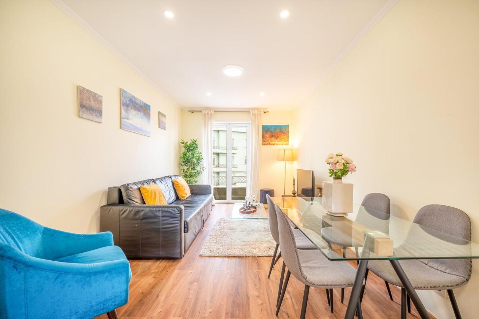 Guestready - Happy Home In Santa Cruz Лиссабон Экстерьер фото