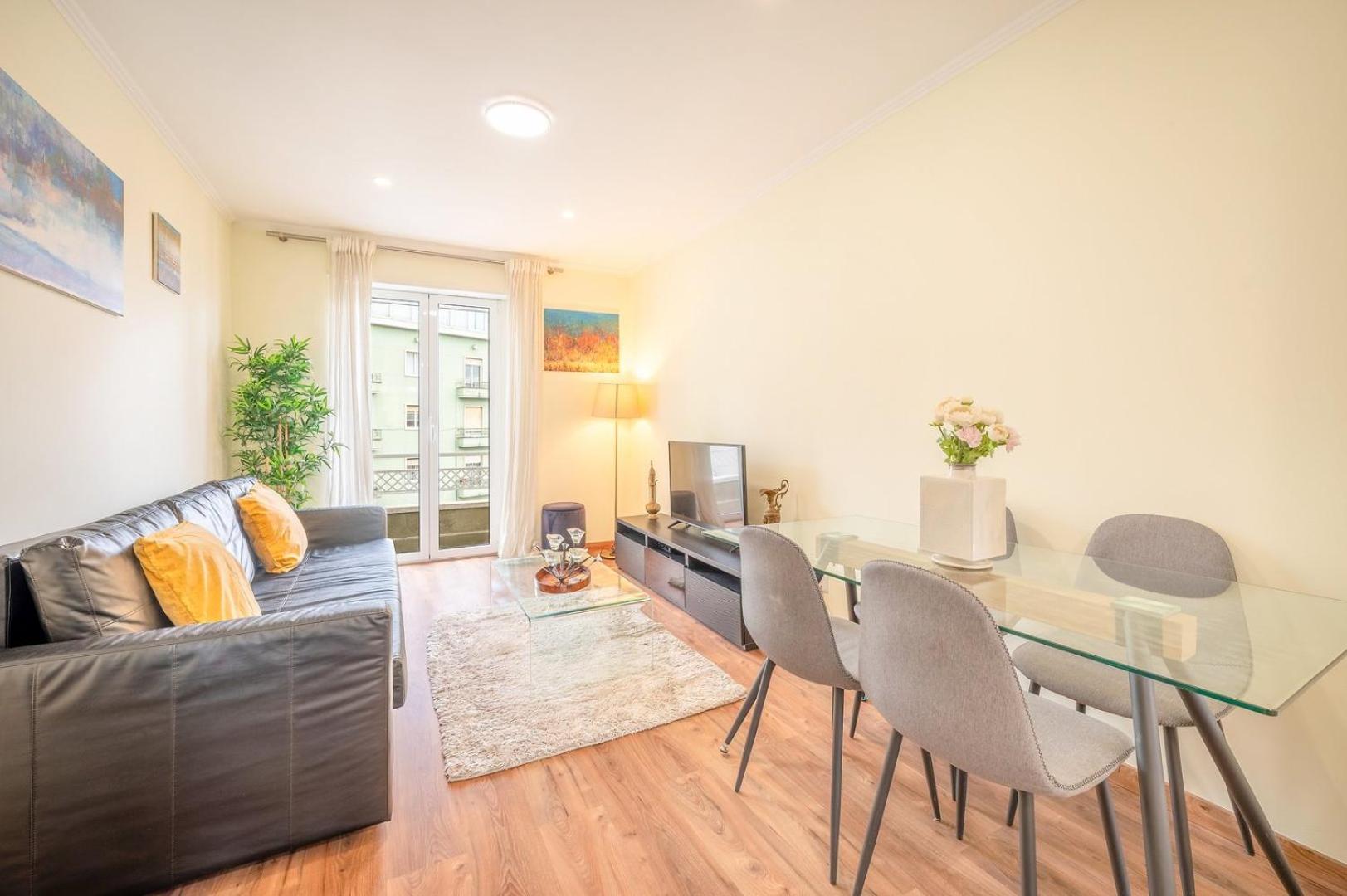 Guestready - Happy Home In Santa Cruz Лиссабон Экстерьер фото