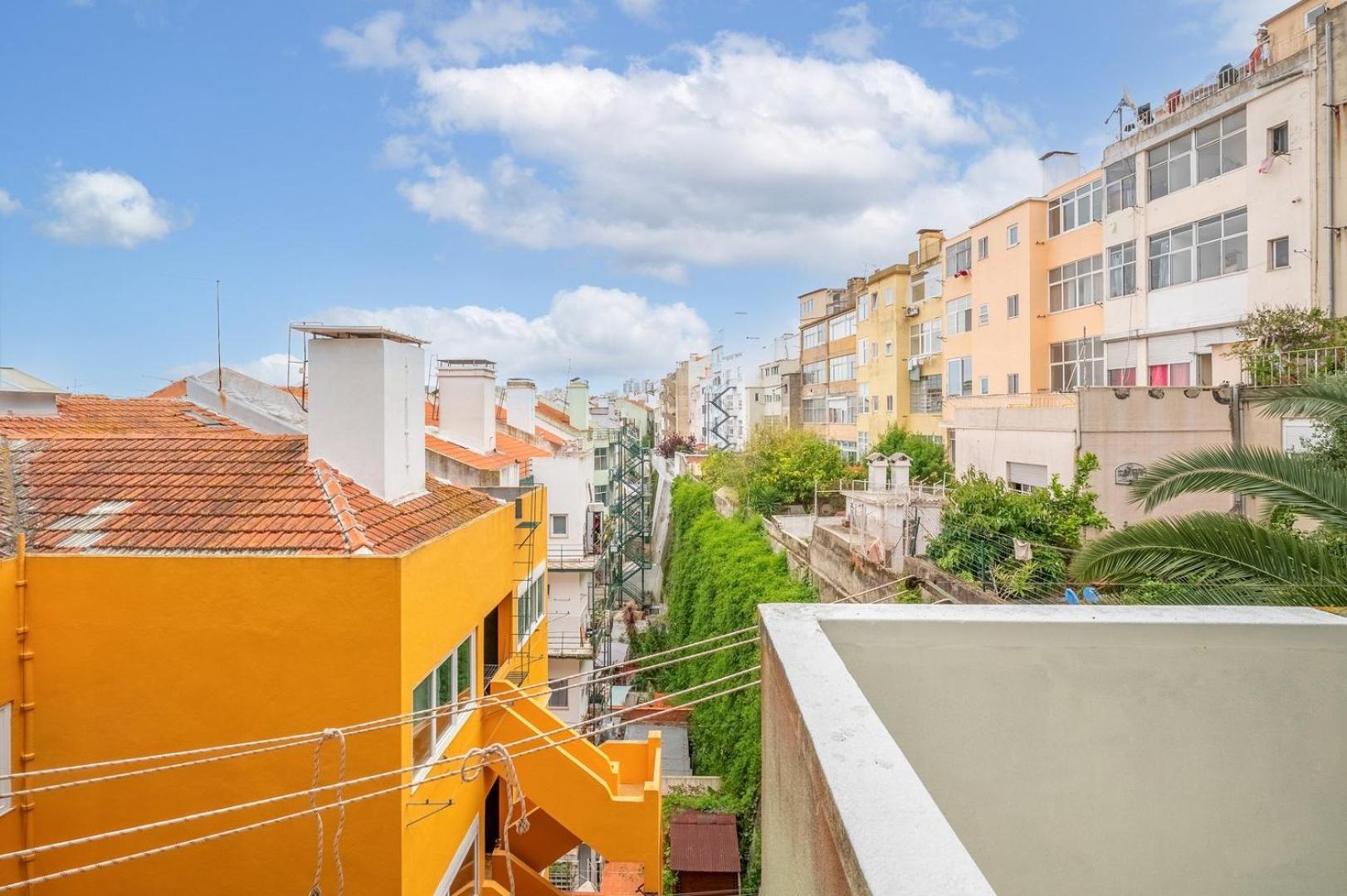 Guestready - Happy Home In Santa Cruz Лиссабон Экстерьер фото