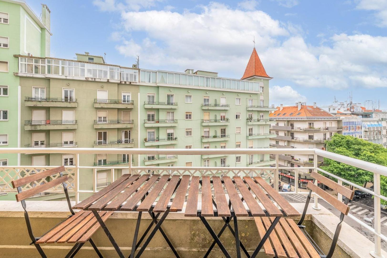 Guestready - Happy Home In Santa Cruz Лиссабон Экстерьер фото